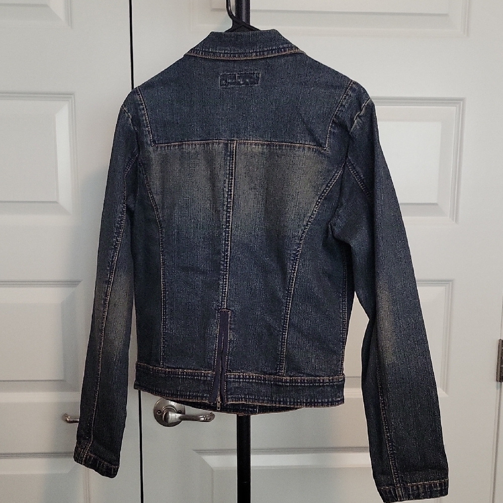 Yuka Jeans Women's Denim Jacket - Picture 5 of 10